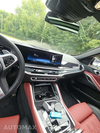 2026 BMW X6 Sports Activity Coupe xDrive40i - miniatura 10