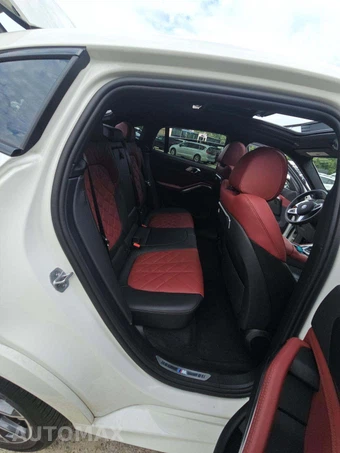 2026 BMW X6 Sports Activity Coupe xDrive40i - miniatura 16