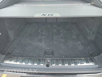 2026 BMW X6 Sports Activity Coupe xDrive40i – miniatura 23