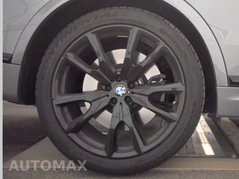 2026 BMW X7 M60i – miniatura 11