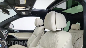 2026 BMW X7 M60i – miniatura 35