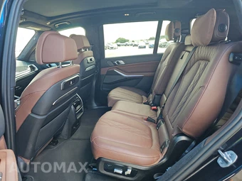 2026 BMW X7 M60i – miniatura 13