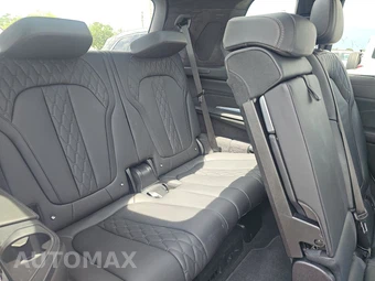 2026 BMW X7 M60i – miniatura 14