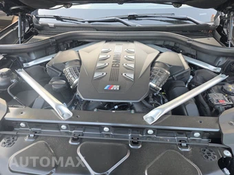 2026 BMW X7 M60i - miniatura 16