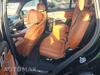 2026 BMW X7 M60i – miniatura 19