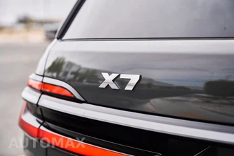 2026 BMW X7 M60i - miniatura 11