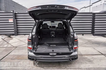 2026 BMW X7 M60i - miniatura 16