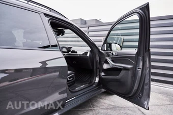 2026 BMW X7 M60i - miniatura 24