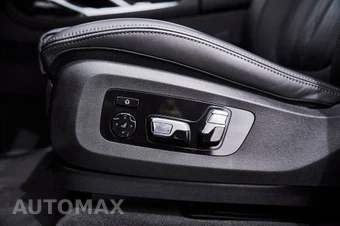 2026 BMW X7 M60i - miniatura 39