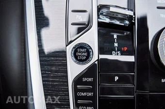 2026 BMW X7 M60i - miniatura 76