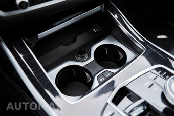 2026 BMW X7 M60i - miniatura 77
