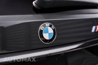 2026 BMW X7 M60i - miniatura 9