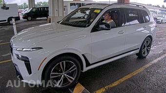 2026 BMW X7 M60i