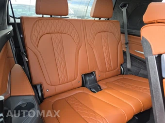 2026 BMW X7 M60i – miniatura 14