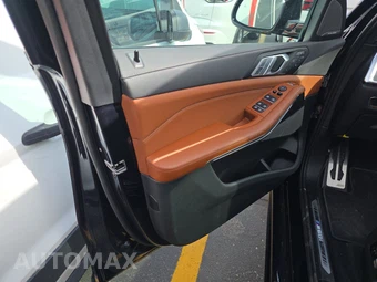 2026 BMW X7 M60i – miniatura 9