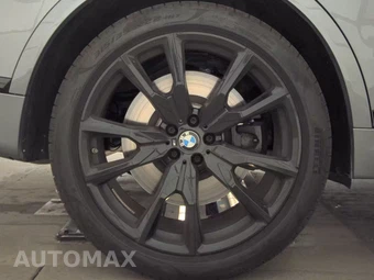 2026 BMW X7 M60i – miniatura 11