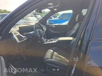 2026 BMW X7 M60i – miniatura 13