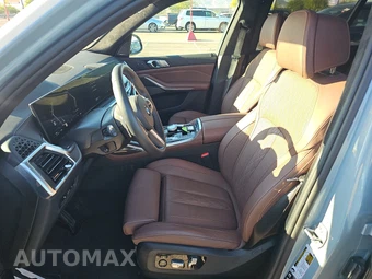 2026 BMW X7 M60i – miniatura 13