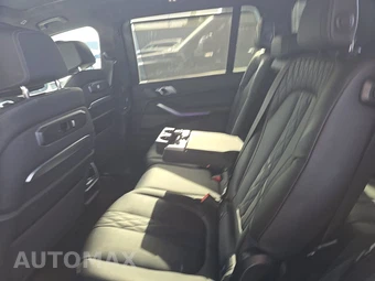 2026 BMW X7 M60i – miniatura 13