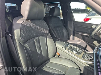 2026 BMW X7 M60i – miniatura 8