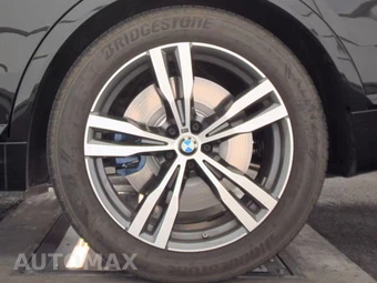 2026 BMW X7 M60i – miniatura 12