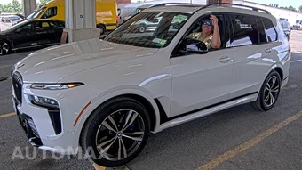 2026 BMW X7 M60i