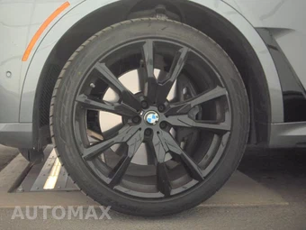 2026 BMW X7 M60i – miniatura 9