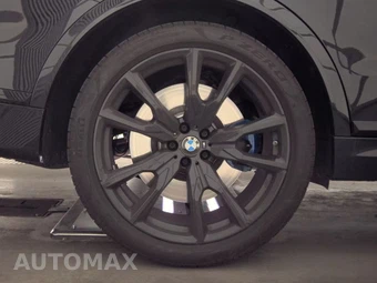 2026 BMW X7 M60i – miniatura 11