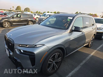 2026 BMW X7 M60i
