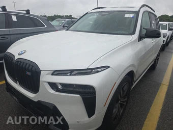 2026 BMW X7 M60i