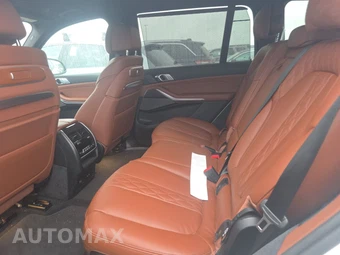 2026 BMW X7 M60i – miniatura 13
