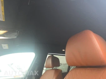 2026 BMW X7 M60i – miniatura 14