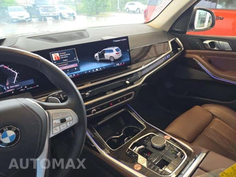 2026 BMW X7 xDrive40i - miniatura 10