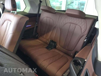 2026 BMW X7 xDrive40i - miniatura 14