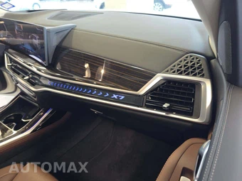 2026 BMW X7 xDrive40i - miniatura 20