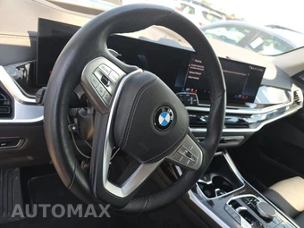 2026 BMW X7 xDrive40i - miniatura 10