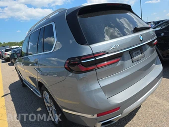 2026 BMW X7 xDrive40i - miniatura 6