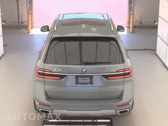 2026 BMW X7 xDrive40i – miniatura 6