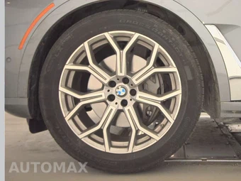 2026 BMW X7 xDrive40i – miniatura 9