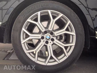 2026 BMW X7 xDrive40i – miniatura 11