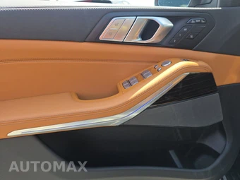 2026 BMW X7 xDrive40i – miniatura 15
