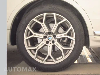 2026 BMW X7 xDrive40i – miniatura 11
