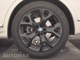 2026 BMW X7 xDrive40i – miniatura 12