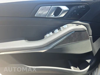 2026 BMW X7 xDrive40i – miniatura 15