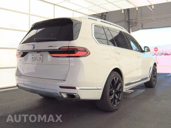 2026 BMW X7 xDrive40i – miniatura 5