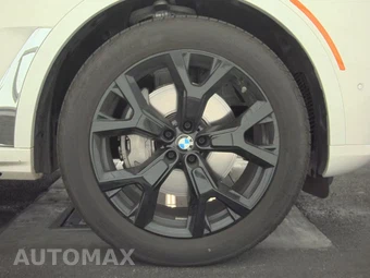 2026 BMW X7 xDrive40i – miniatura 10