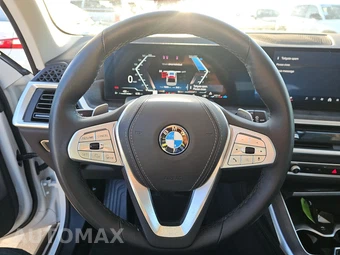 2026 BMW X7 xDrive40i – miniatura 16