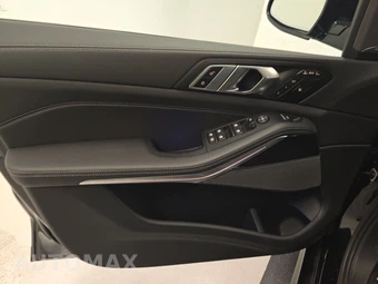 2026 BMW X7 xDrive40i – miniatura 9