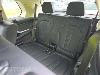 2026 BMW X7 xDrive40i – miniatura 11