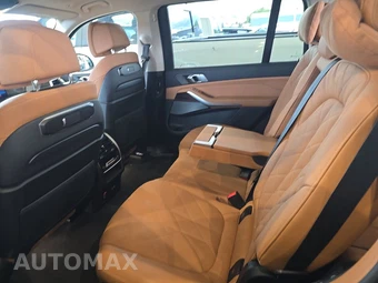 2026 BMW X7 xDrive40i – miniatura 13